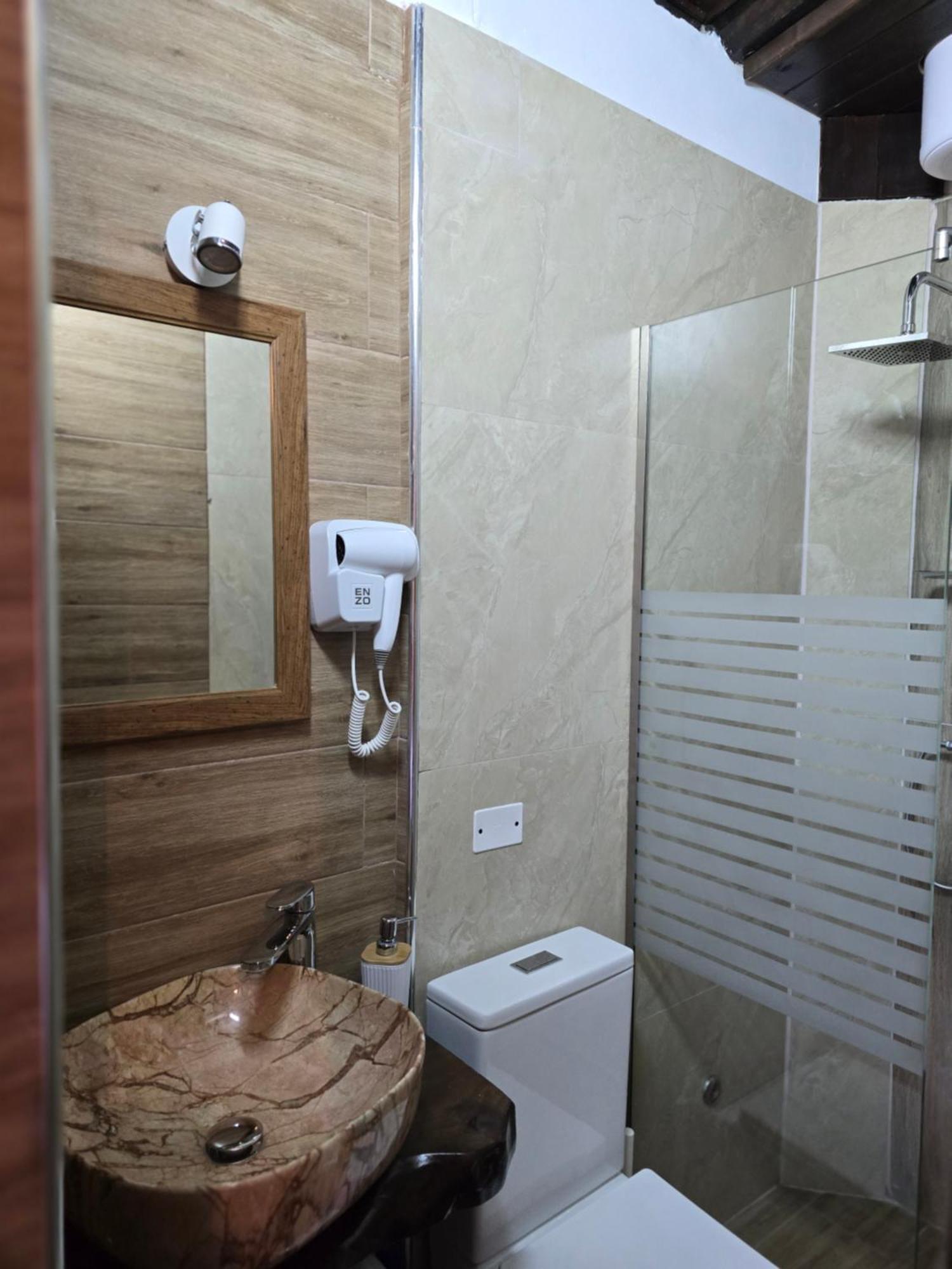 Hotel Bohem Berat Bagian luar foto